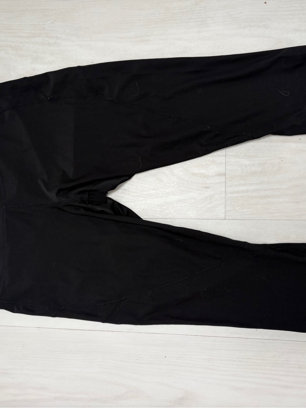Reebok Black Athletic crop pant  White Logo Text size xl